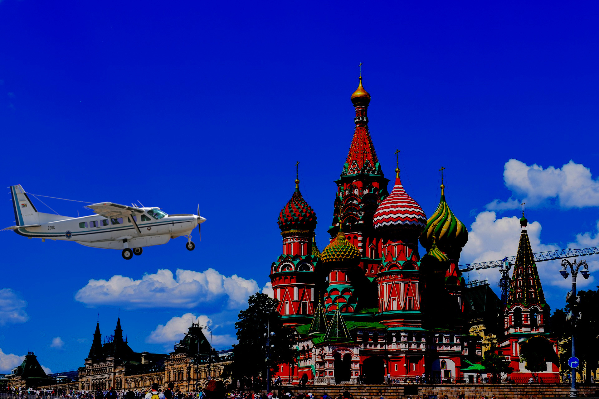 Cessna lands in Red Square Moscow
